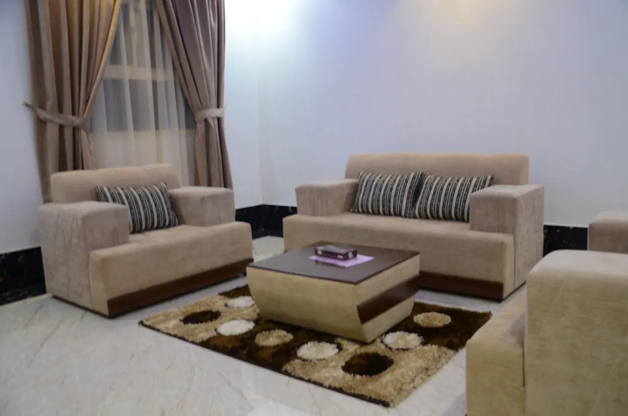 الرياض نور آمال للأجنحة الفندقية شقة فندقية