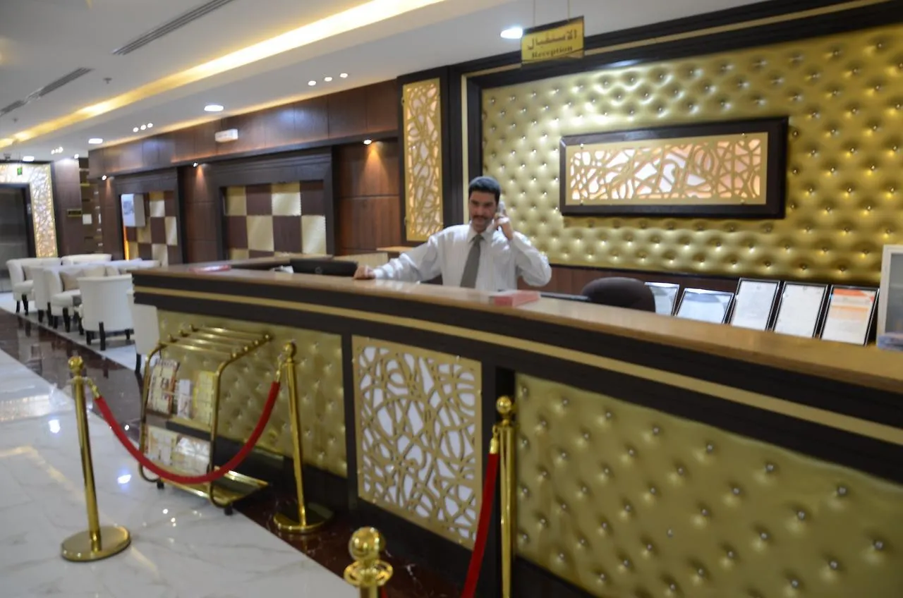 الرياض نور آمال للأجنحة الفندقية شقة فندقية